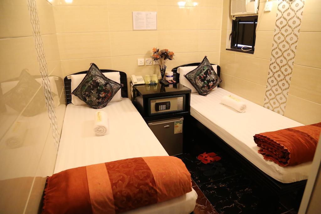 Everest Inn Guest House Гонконг Экстерьер фото