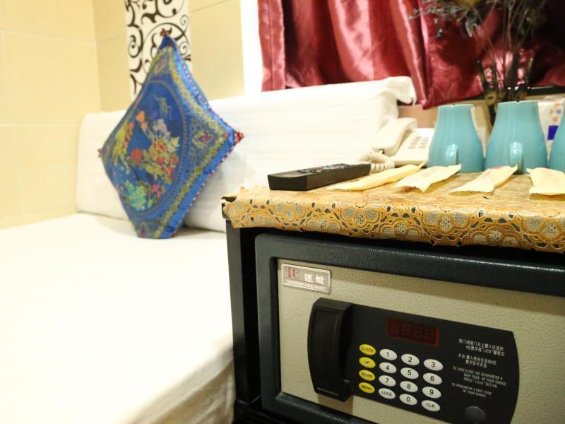Everest Inn Guest House Гонконг Экстерьер фото