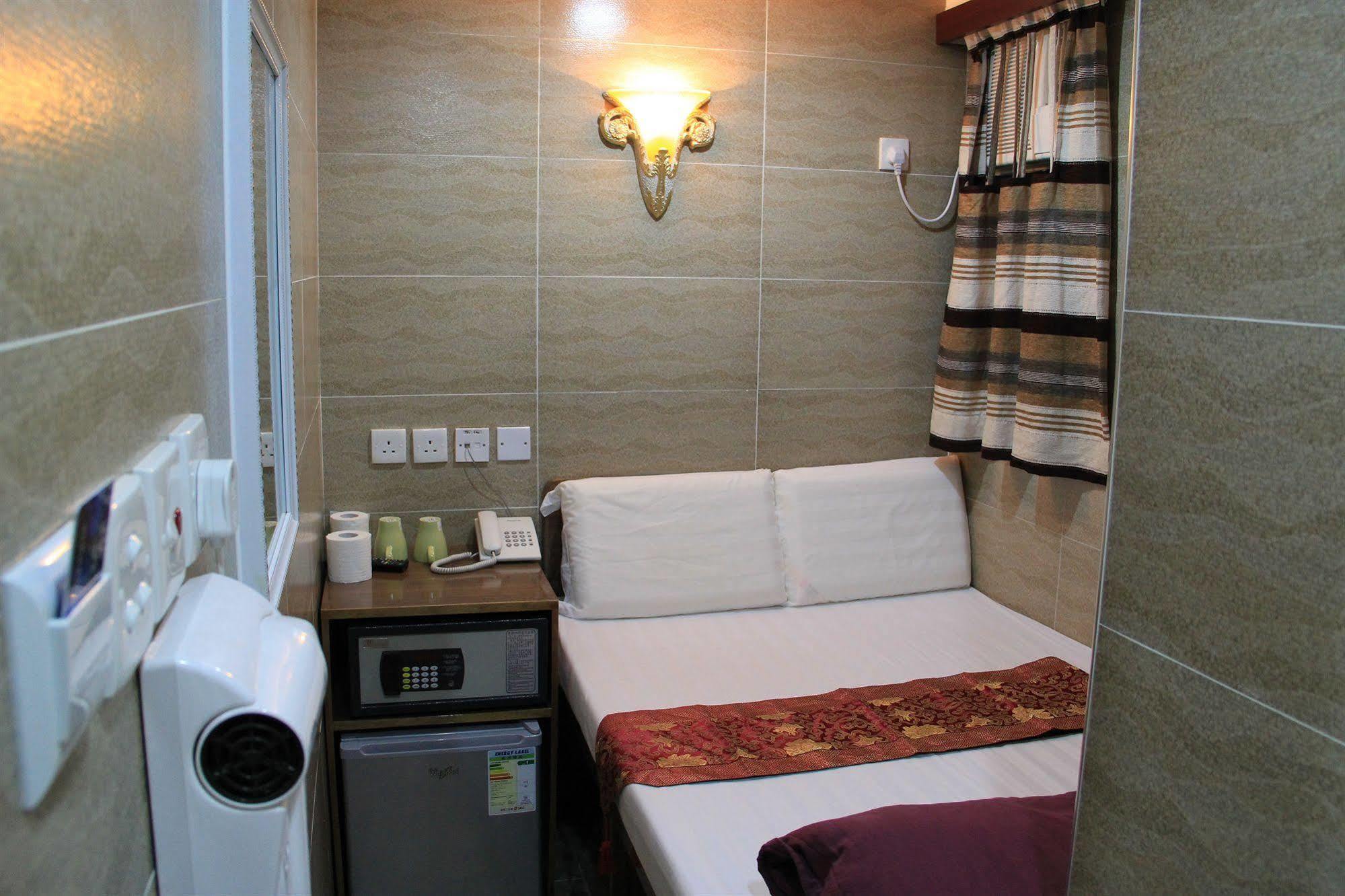 Everest Inn Guest House Гонконг Экстерьер фото