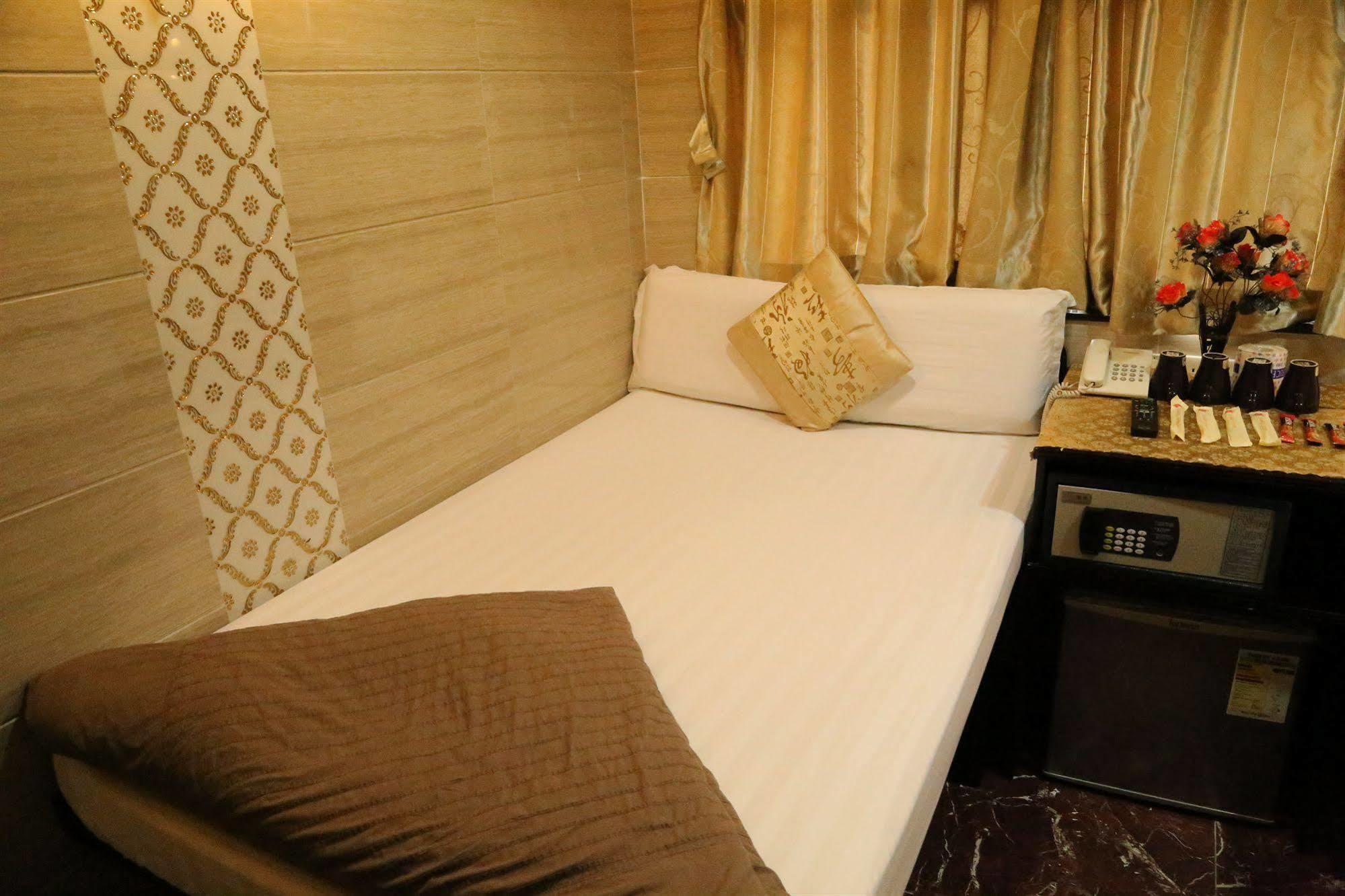 Everest Inn Guest House Гонконг Экстерьер фото